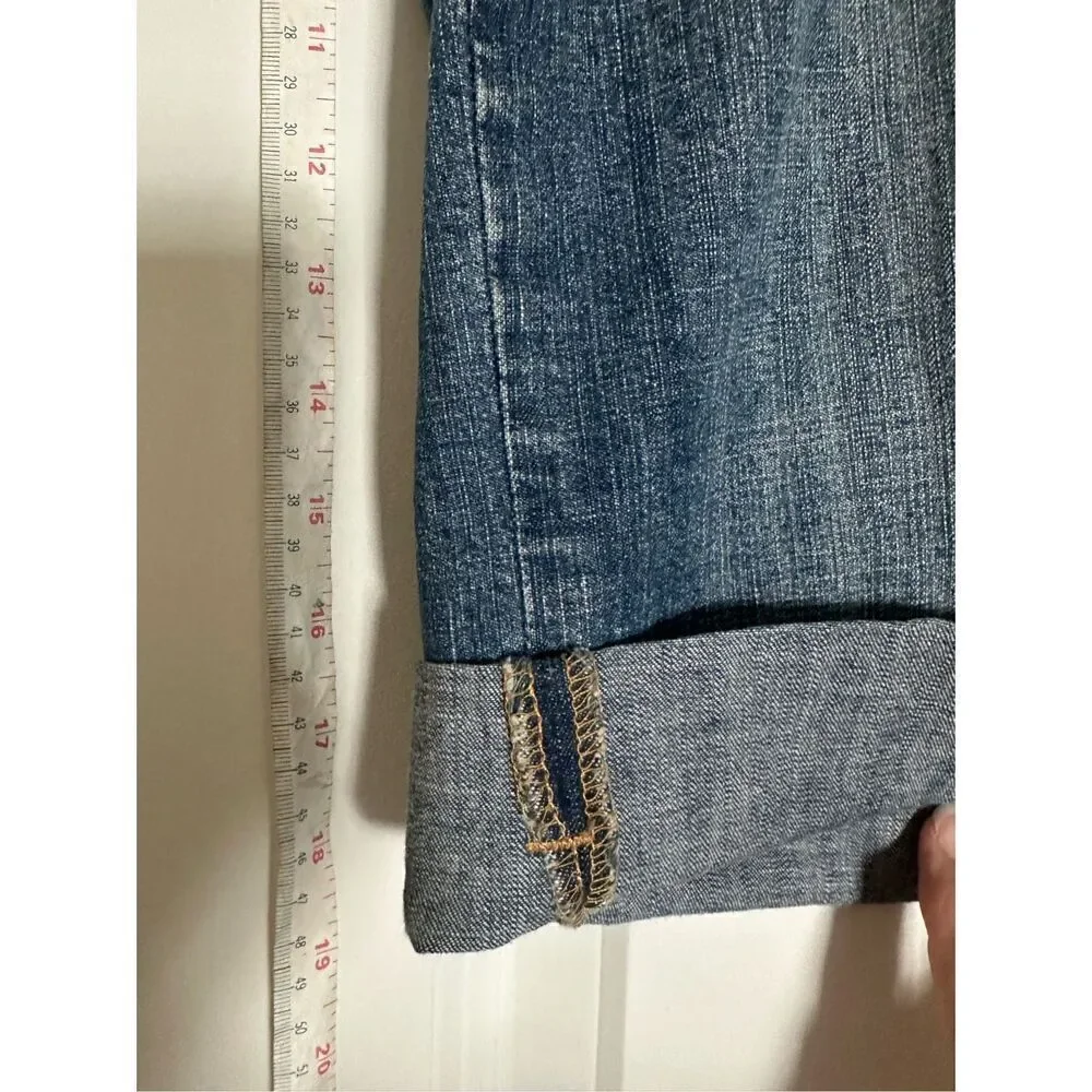 So Blue Mid-rise Distressed Zip Fly Cuffed Jean Denim Shorts Ladies Size 17